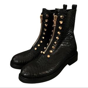 Jeffrey Campbell Zip Boots in Black & Gold size 8